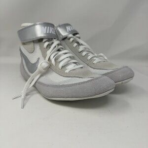 New Men’s 7 = Wmn’s 8.5 Nike Speed Sweep 7 VII White Silver Wrestling Shoes Rare